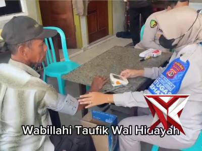 Subsatgas Keladi Sagu Hadirkan Pelayanan Kesehatan Kepada Masyarakat Di Sekitar Masjid Baiturrah