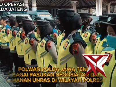 Polwan Polda Jawa Tengah Hadir menjadi Negosiator Dalam Unra Sidang Rapat Paripurna DPRD Pati