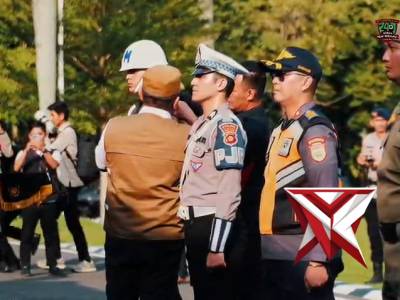 Mudik Aman, Keluarga Bahagia: Kapolda Sumsel Resmi Mulai Operasi Ketupat Musi 2026

Kabar tenang unt