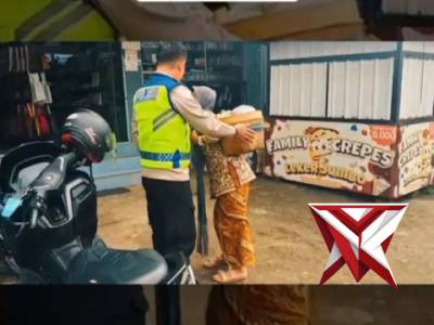 Polisi selalu ada untuk saling memberi dan berbagi kepada masyarakat - PoliceTube