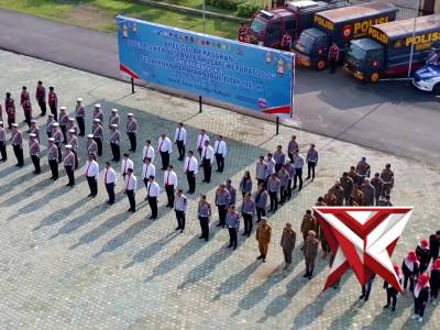 POLRES OKI HADIR
Hari ini resmi menggelar Apel Gelar Pasukan sebagai tanda dimulainya Operasi Kepoli
