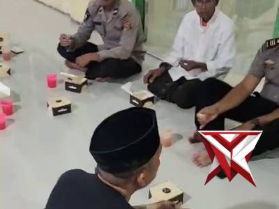 Polsek Purwodadi - PoliceTube