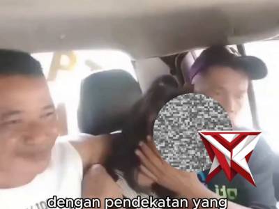 POLSEK PARON BERSAMA TENAGA KESEHATAN DAN DINSOS MELAKSANAKAN EVAKUASI TERHADAP ODGJ DI KEC. PARON