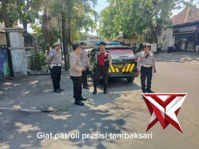 Giat Patroli Polsek Tambaksari