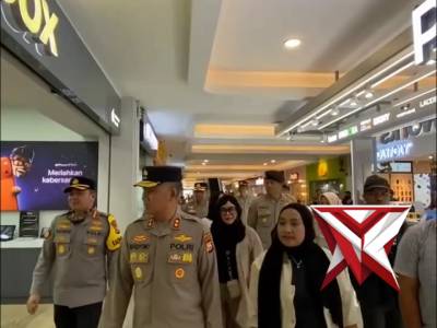 Kapolda Bengkulu Irjen Pol. Mardiyono, S.I.K., M.Si. melaksanakan peninjauan situasi keamanan dan ke - PoliceTube