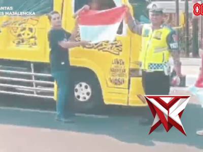 Jelang Peringati HUT RI Ke 80 Polres Majalengka Pasang Bendera Merah Putih di Kendaraan Umum