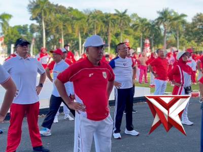 Kapolda Bengkulu Hadiri Jalan Sehat Merah Putih HUT ke-57 Provinsi Bengkulu - PoliceTube