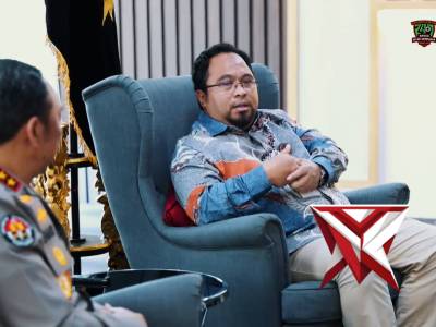 "Mudik Nyaman Tanpa Khawatir BBM: Sinergi Strategis Polda Sumsel & Pertamina Patra Niaga"

Caption: