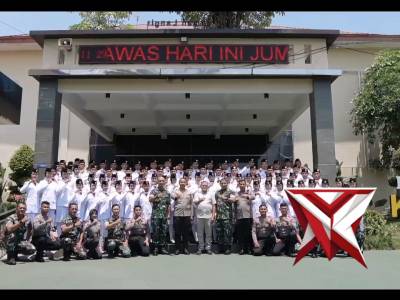 Penuh Kebanggaan, Kapolres Kediri Apresiasi Paskibraka Kabupaten Kediri