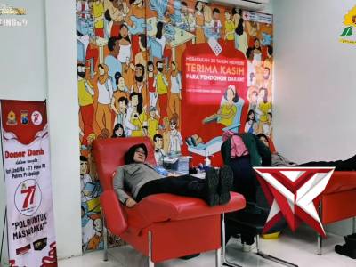 Polwan peduli, setetes darah untuk sejuta harapan