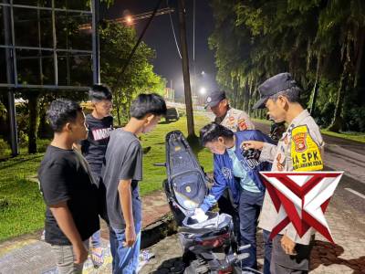 Giat KRYD Polsek Lawang Kidul: Pengamanan Malam Akhir Pekan Berjalan Kondusif