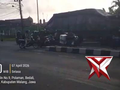Giat rutin di Pagi hari pengaturan Lalu lintas di Daerah Hukum Polsek Lawang Kec. Lawang Kab. Malang - PoliceTube