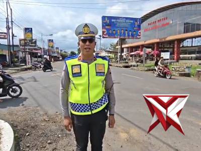 Kanit Turjawali memberikan himbauan pantauan arus lalin