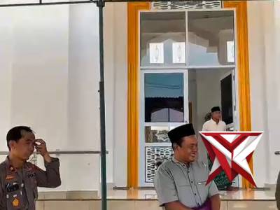 Kapolres Musi Rawas Pererat Silaturahmi Lewat Shalat Jumat di Masjid Al Hidayah - PoliceTube
