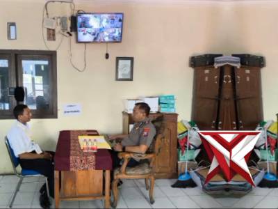 Muspika Kepanjen Menjadi Team Penguji Tes Wawancara - PoliceTube