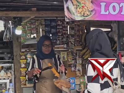 Bukan Sekedar Mengatur Lalu Lintas, Tapi Menjaga Harapan Ribuan Pemudik Di Jalan. Kapolresta Bandung