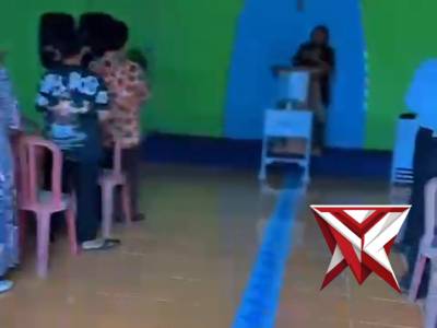 Berikan Rasa Aman, Personel Polsek Muara Lakitan Amankan Ibadah Jumat Agung di GBI Marga Ba