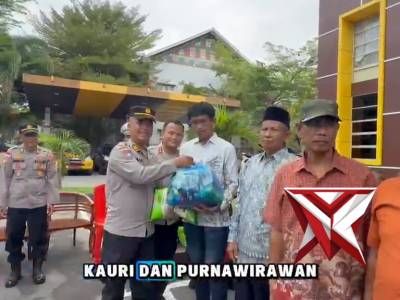 Polres Aceh Tenggara Salurkan Bantuan Sosial ujud kepedulian Kepada Warakauri dan Purnawirawan Polri - PoliceTube