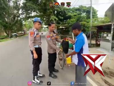 Berbagi Jumat Berkah Polres Musi Banyuasin