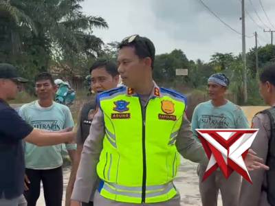 Perkuat Ketahanan Pangan, Kapolres Musi Rawas Tinjau Hasil Panen Jagung - PoliceTube