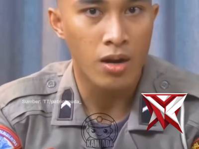 Dulu, tak banyak yang tahu bahwa di balik seragam rapi yang kini dikenakan, ada perjuangan panjang