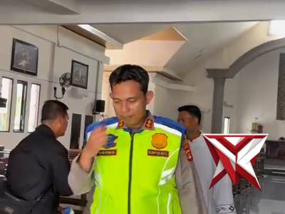 Cek Kesiapan Jumat Agung, Kapolres Mura Sambangi Gereja Santa Maria G1 Mataram - PoliceTube