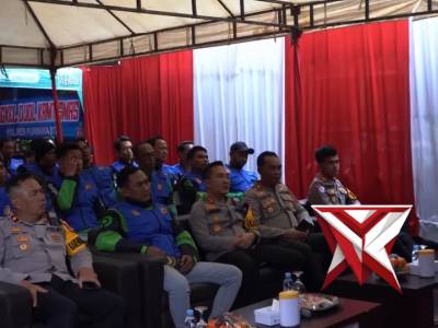 NGARIUNG BARENG KAPOLDA JABAR  Ojol Purwakarta Siap Jadi Garda Terdepan Jaga Kamtibmas!