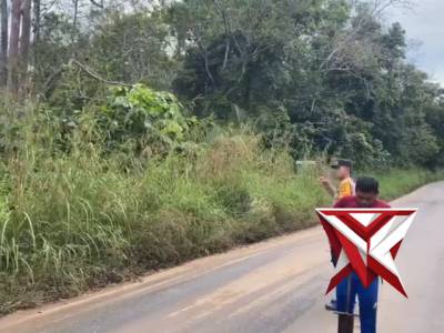 Perbaikan jalan - PoliceTube