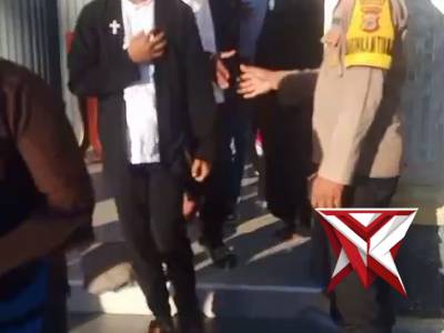 Kegiatan rutin Bhabinkamtibmas Polsek Waisarisa - PoliceTube