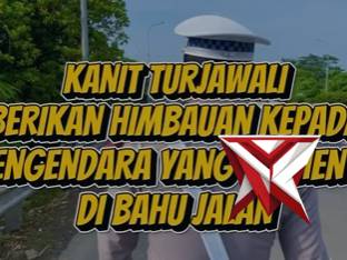 Kanit Turjawali Kanit Turjawali Satlantas Polres Purwakarta melaksanakan patroli jalan tol - PoliceTube