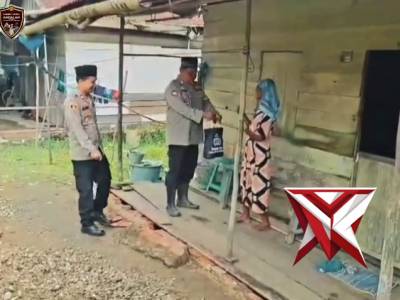 Polisi sahabat masyarakat. Berbagi rezeki, merajut tali silaturahmi. ????? - PoliceTube
