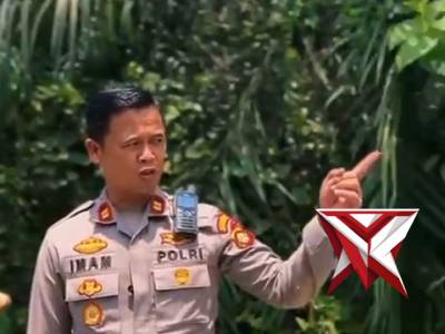 Pertolongan Pada Bus Yang Mengalami Trouble Di Jalan Dipimpin Kapolsek Tungkal Jaya