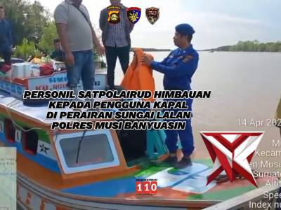 PERSONIL SATPOLAIRUD MEMBERIKAN HIMBAUAN (SM7)