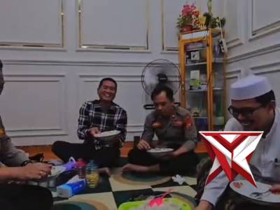 Discription* Kapolda Sumsel Irjen Pol Sandy Nugroho komitmen dalam pelayanan masyarakat - PoliceTube