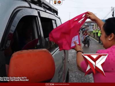 POLRES KAPUAS HULU BERBAGI TAKJIL, TEBARKAN KEBAIKAN DI BULAN SUCI RAMADHAN 1447 H