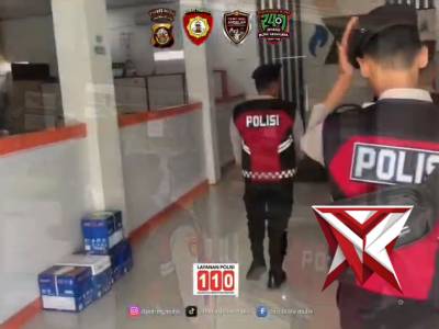 Patroli ke Graham mep.tmk22 - PoliceTube