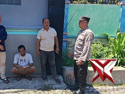 MEMBERIKAN HIMBAUHAN KAMTIBMAS