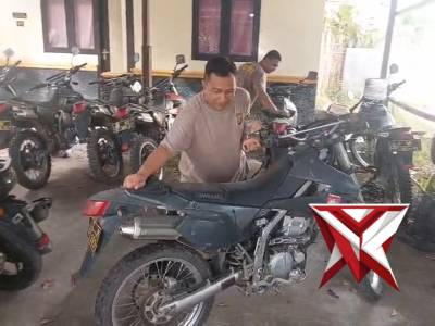 SAT SAMAPTA POLRES OKU SELATAN GIAT PERAWATAN BARANG INVENTARIS