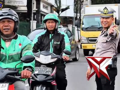 Ramadan PRIMA, Kapolres Sukabumi Kota bagi-bagi takjil.