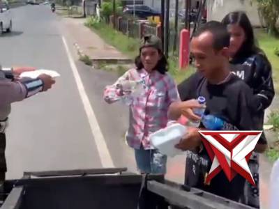 Membantu Masyarakat - PoliceTube