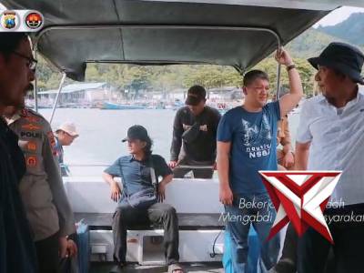 Kapolres Trenggalek Pimpin Patroli Perairan Wilayah Pantai di Watulimo