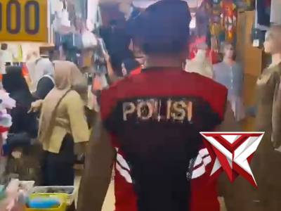 PATROLI JALAN KAKI SAT SAMAPTA POLRES BANYUASIN