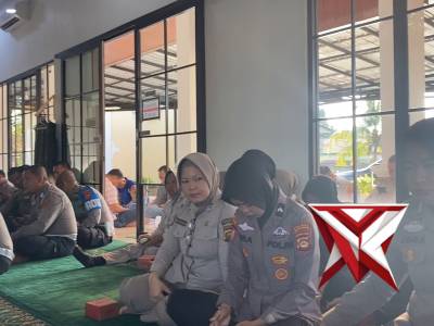 Binrohtal Personil dan PNS Polres OKI