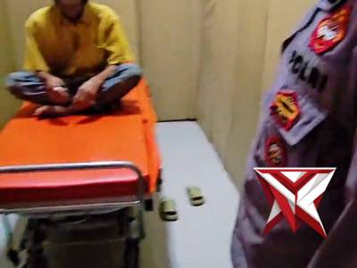 Polsek Ngariboyo sigap melakukan evakuasi dan pendampingan terhadap ODGJ di Desa Selotinatah. Dengan