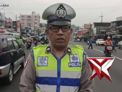 Giat Pengaturan Arus Lalin sore hari dan Aipda Mas Edi Efendi Live Report pada titik Kec. Lawang