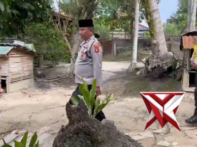 Jumat Berkah: Polri Hadir, Polri Berbagi, Polri Melayani