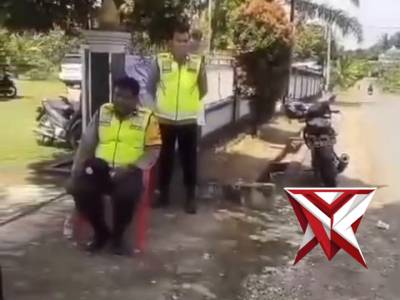 : POLRES MUSI RAWAS AMANKAN IBADAH  DI GEREJA ST.KATARINA KEC PURWODADI