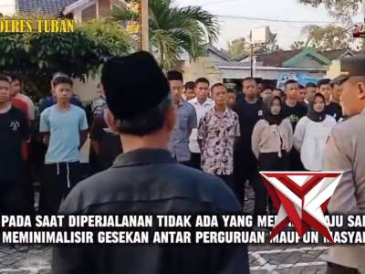 Pastikan Lancar, Kapolsek Kenduruan Polres Tuban Pimpin langsung pengamanan pemberangkatan PSHT