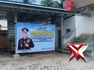 Kapolda Sumatera Selatan Irjen Pol Dr. Sandi Nugroho mewujudkan komitmen nyata dalam pemberdayaan ma - PoliceTube