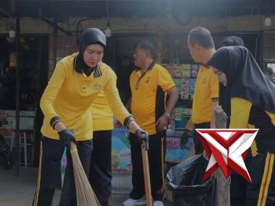 Polres Majalengka menggelar Kegiatan Jumat Bersih